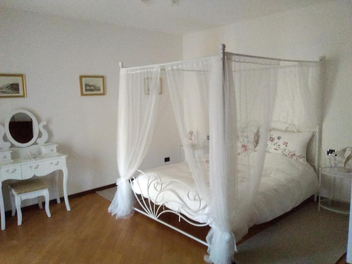 Villa Azalea San Fermo della Battaglia Екстериор снимка