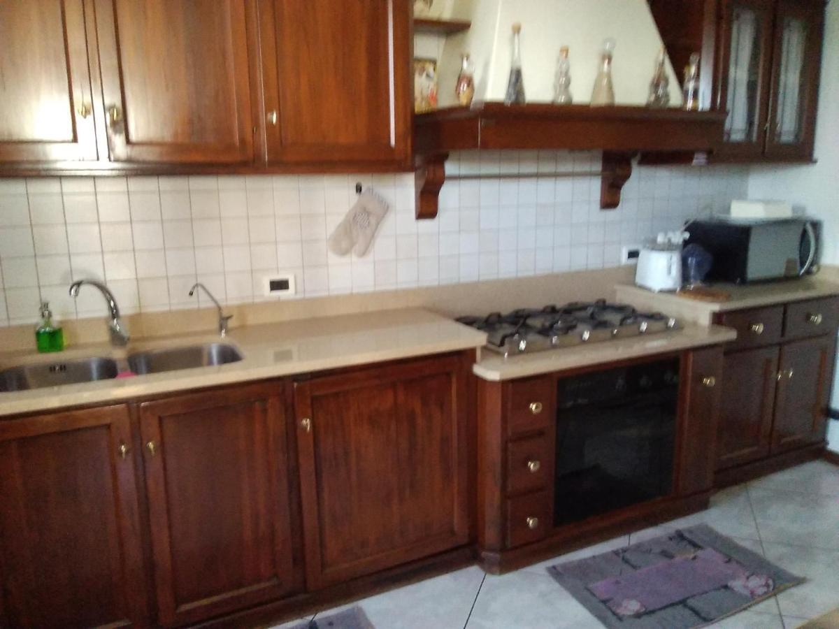 Villa Azalea San Fermo della Battaglia Екстериор снимка