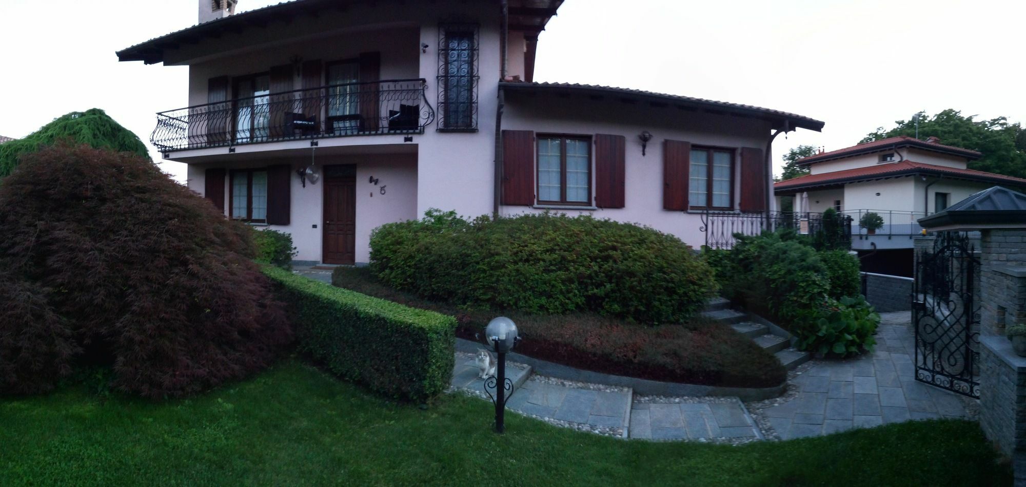 Villa Azalea San Fermo della Battaglia Екстериор снимка